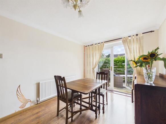 5 bed Detached Bungalow for sale Image 12