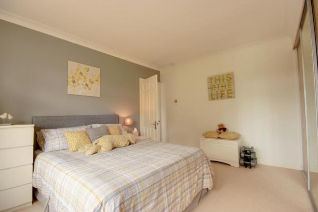 Bedroom 2 (Double)