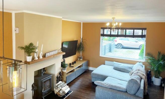Lounge front aspect