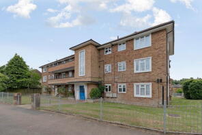Flat 2, Moys House, Timperley Gardens, Redhill RH1 2AL