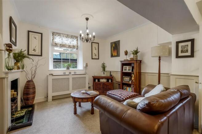7 bed Detached for sale Image 7