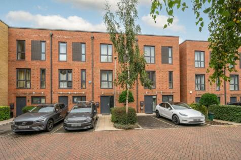 Putney Hill, Putney Heath, London, SW15