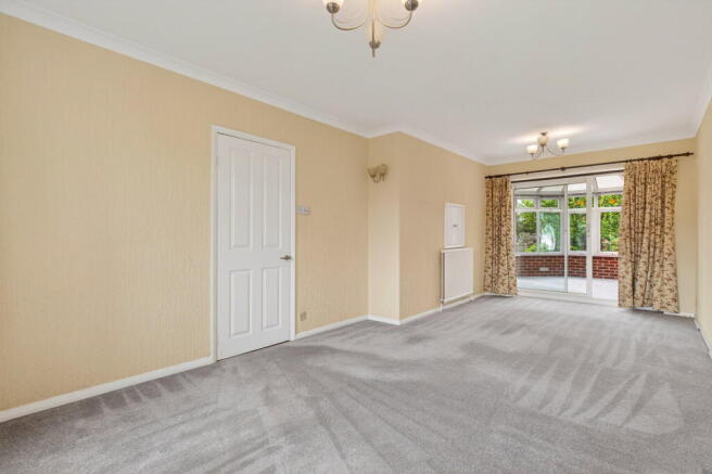 The Crescent, Market Harborough, LE16 7JJ photo 4