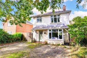 90, Ashley Lane, Lymington SO41 0GA