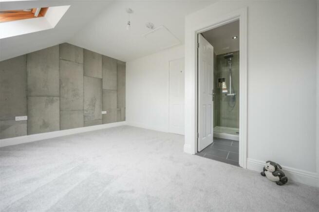 DOUBLE BEDROOM TWO