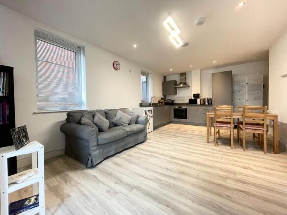 Living Room/Kitchen