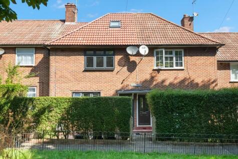 Hall Drive, Hanwell, London, W7 1AB