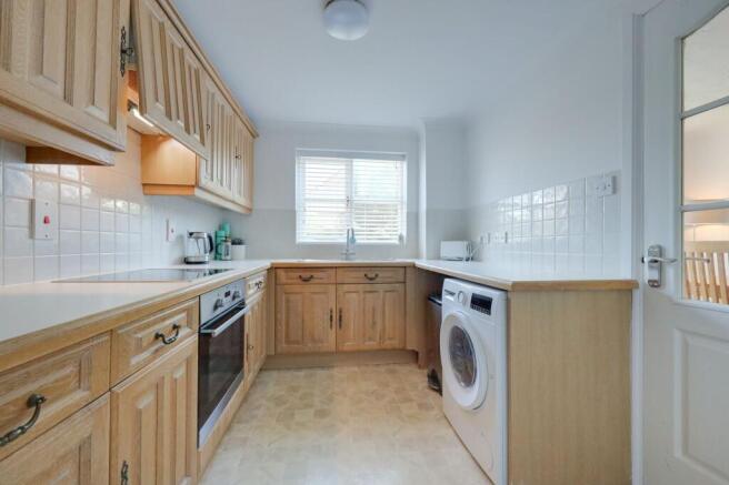 West Gate, Plumpton Green, BN7 photo 4