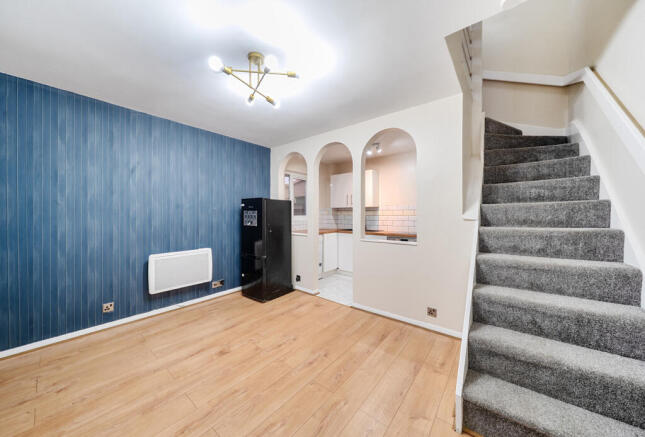 1394929-8-694ab55...