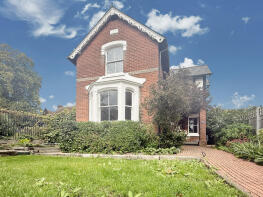34 Priory House, St Julian Grove, Colchester CO1 2PZ