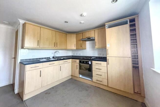 1 bed Flat for sale Image 5