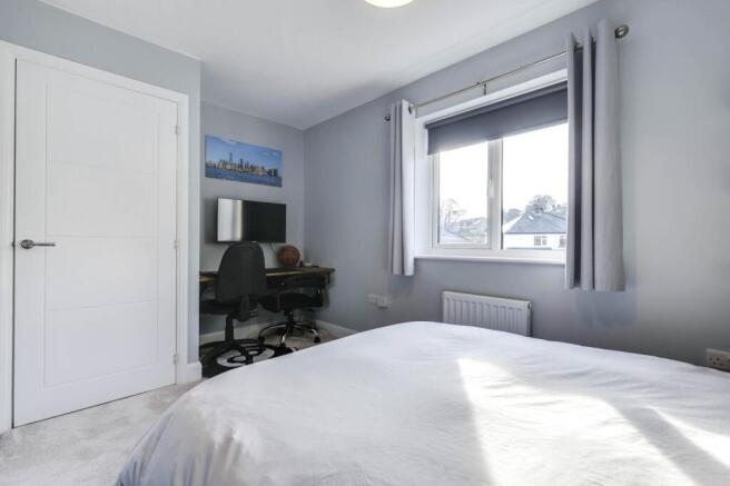 3 bed House for sale Image 8