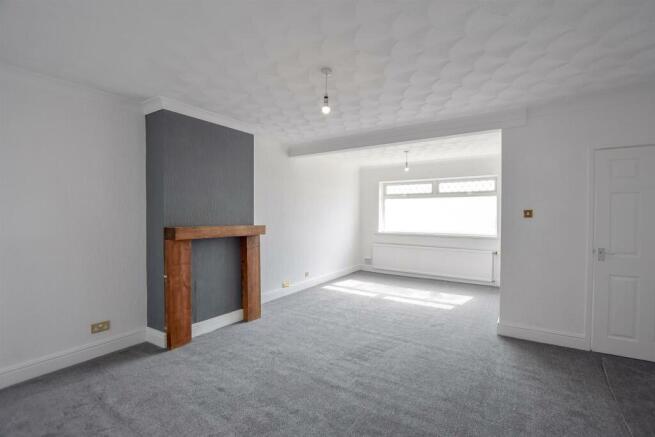 Living/Dining Area
