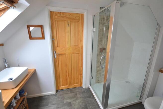 En-Suite Shower Room.JPG