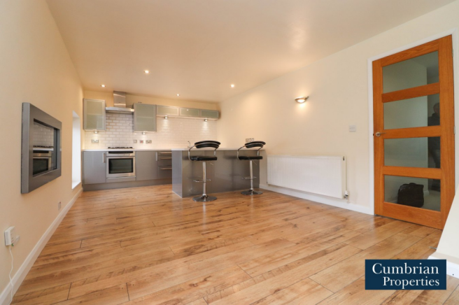 Open Plan Lounge & Kitchen