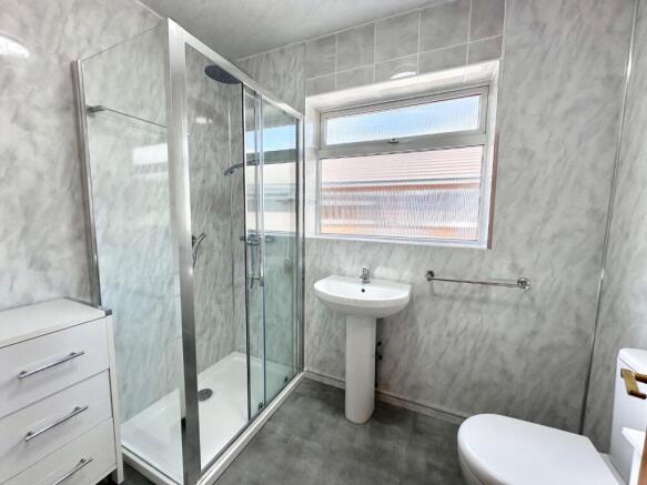 2 bed Semi-Detached Bungalow for sale Image 10