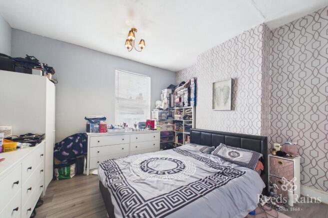 3 bed Terraced for sale Image 10