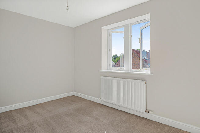 4 bed Detached for sale Image 11