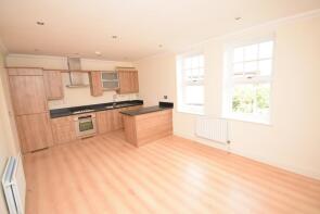 Flat 5, 1 Hale House, Hale Road, Farnham GU9 9FJ