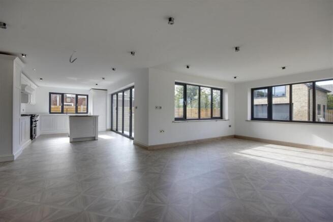 Living/Kitchen/Dining