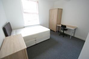 13, Beamsley Mount, Hyde Park, Leeds LS6 1LR