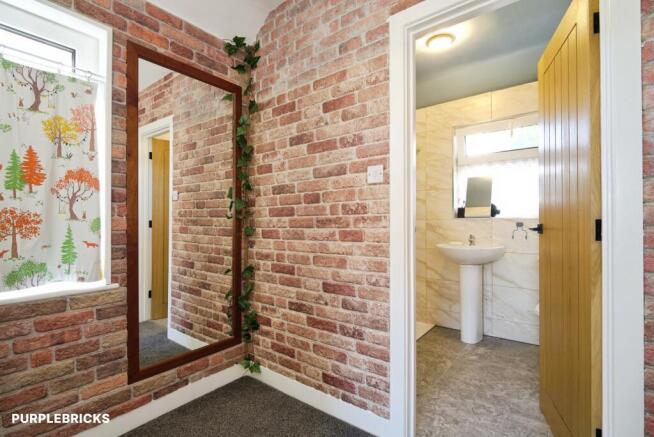 2 bed Semi-Detached for sale Image 4
