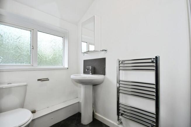5 bed House to rent Image 7