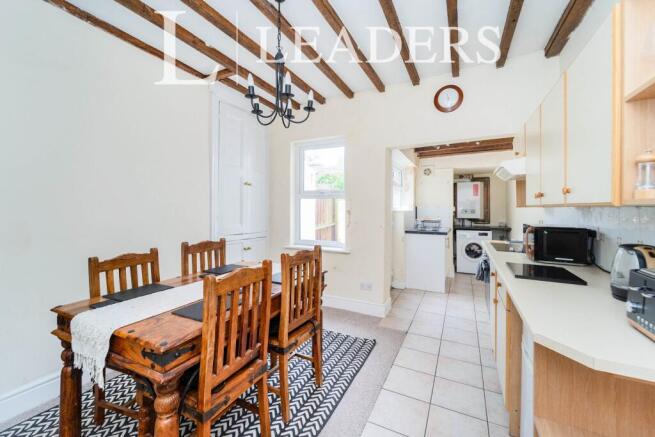 Kitchen/ Dining Area
