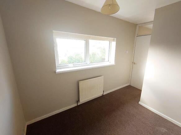 Bedroom 3b.jpg