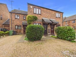 11, Wren Court, Slough SL3 8JL