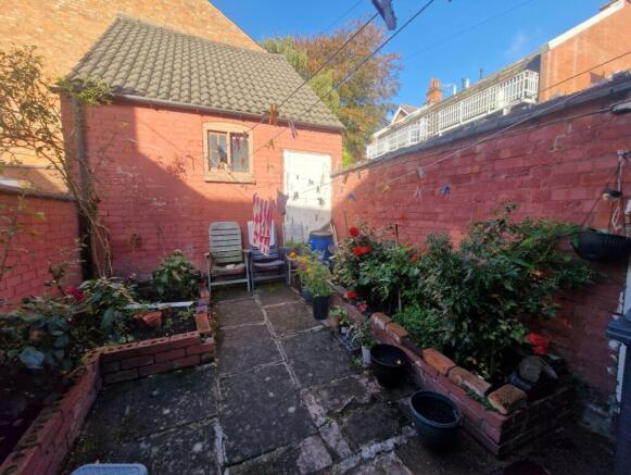 12 Granby Avenue, Highfields, Leicester, LE5 3RA photo 5