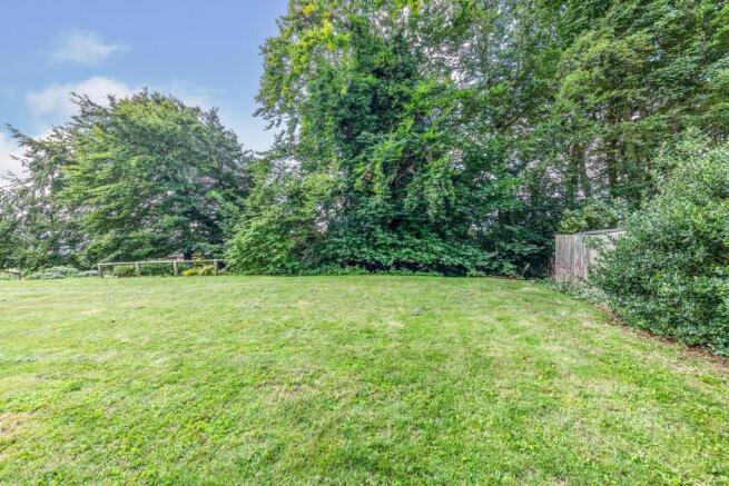 Rear communal garden