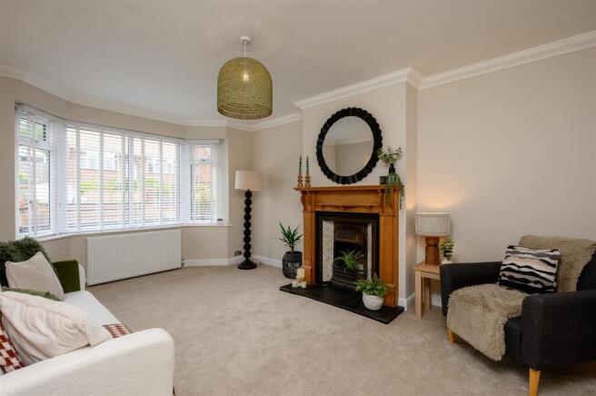 LIVING ROOM 1
