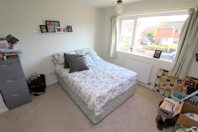 20 Bed 2.JPG