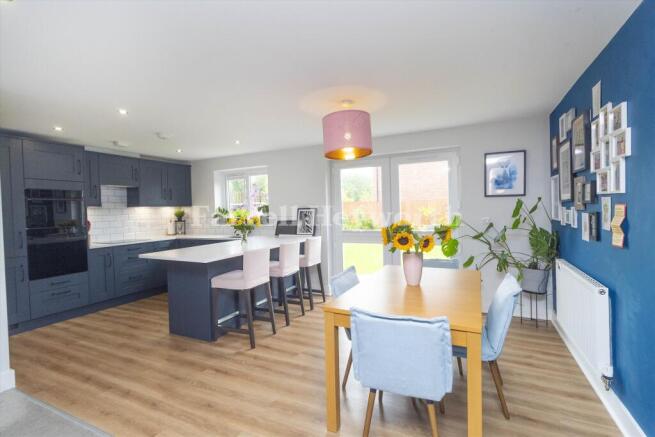 Open Plan Living T202608251627.jpg
