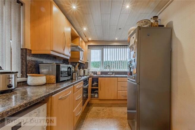 2 bed Detached for sale Image 4