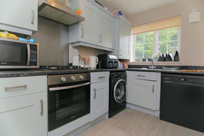 3 bed Terraced for sale Image 5