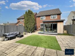77, Denbrook Avenue, Tong, Bradford BD4 0QN