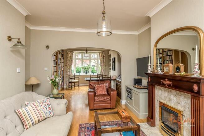 230322 - 82 Prospect Road - 09 [WM].jpg