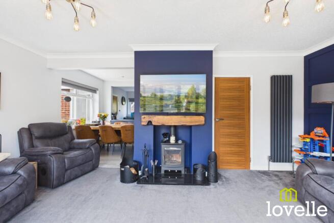 3 bed Semi-Detached for sale Image 5