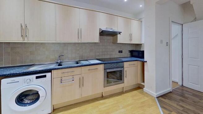 7-Derwentwater-Grove-Kitchen 1