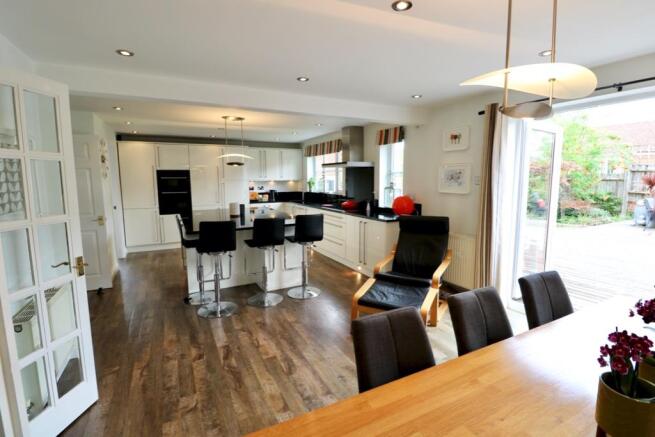 Kitchen Diner