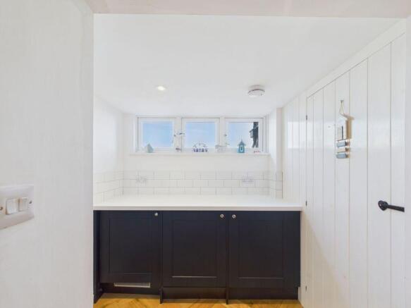 2 bed Cottage for sale Image 6