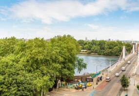 89, 374 Oswald Building, Queenstown Road, London SW11 8PG