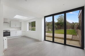 33, Strand Close, Meopham, Gravesend DA13 0EG