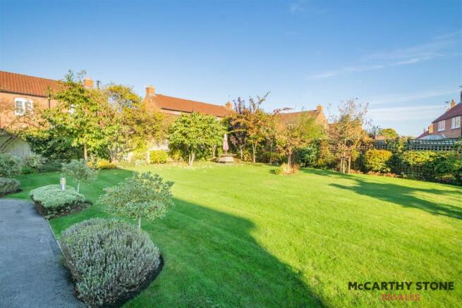 1 bed Apartment for sale Image 11