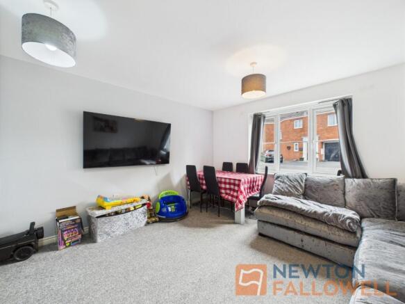 Windrush Close, Walsall, WS3 photo 2