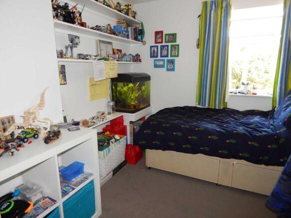 Photo 11