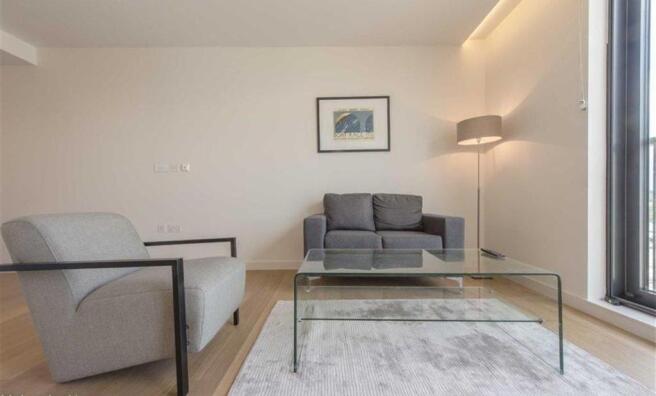 87242345-165e-4b9...