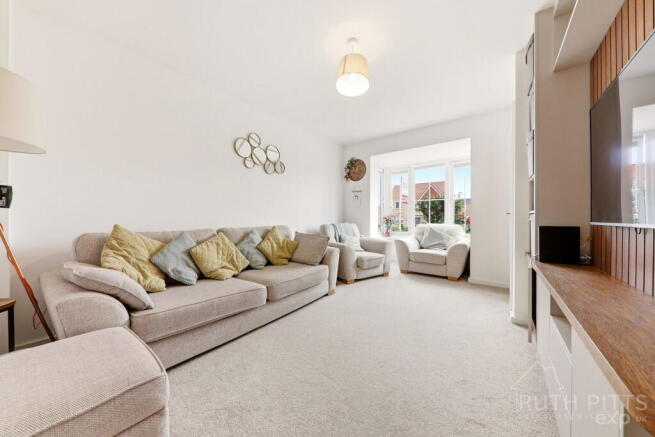 3 bed Detached for sale Image 4